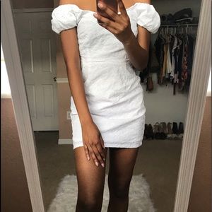 Crochet white puffy sleeve dress
